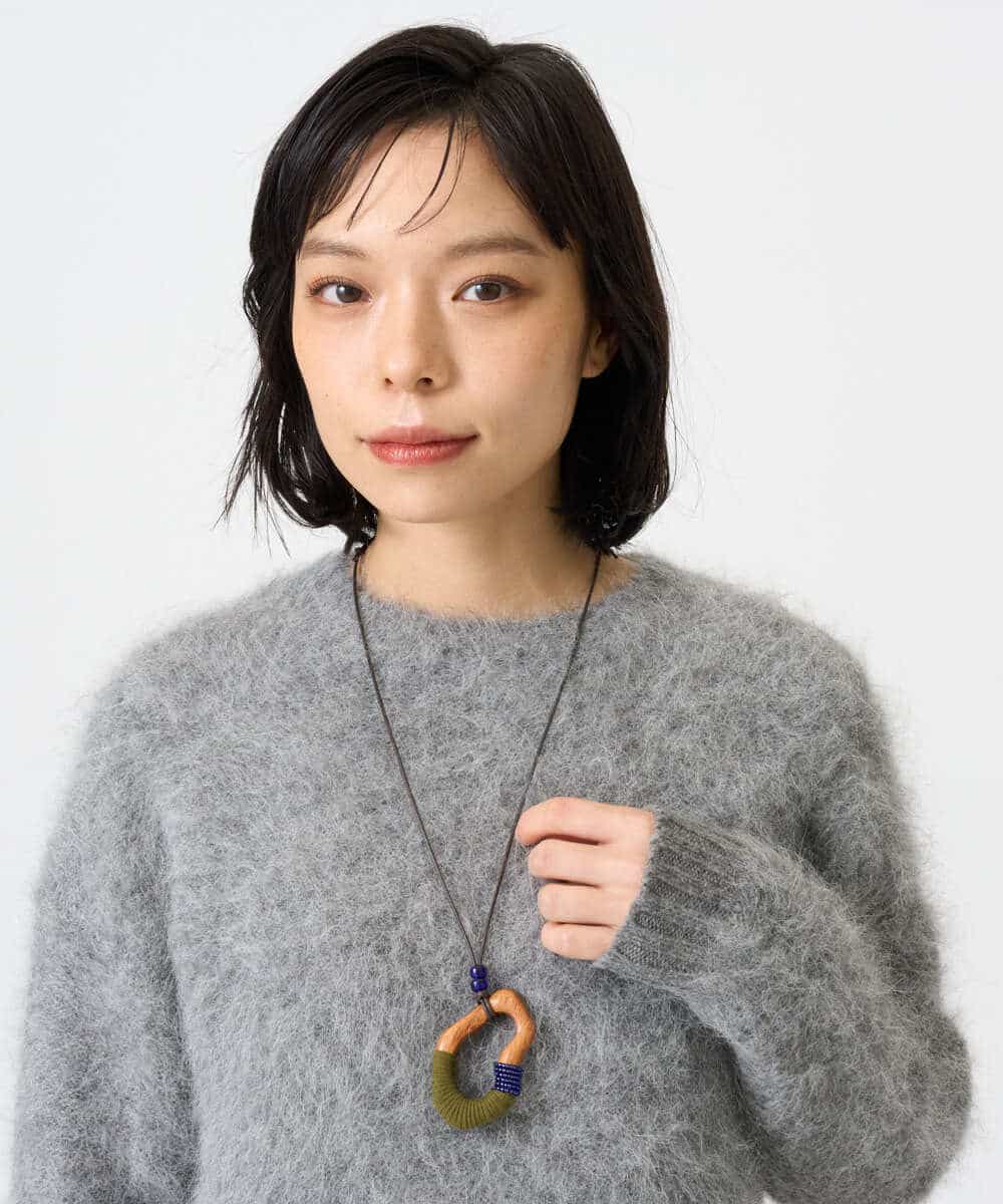 NR2AH37100 GIANNI LO GIUDICE(小さいサイズ)(メゾン ドゥ サンク) [日本製]イレギュラーウッドトップネックレス ネイビー