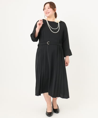 OLEDA06179 eur3 【大きいサイズ/11号サイズあり】プリーツタックワンピース