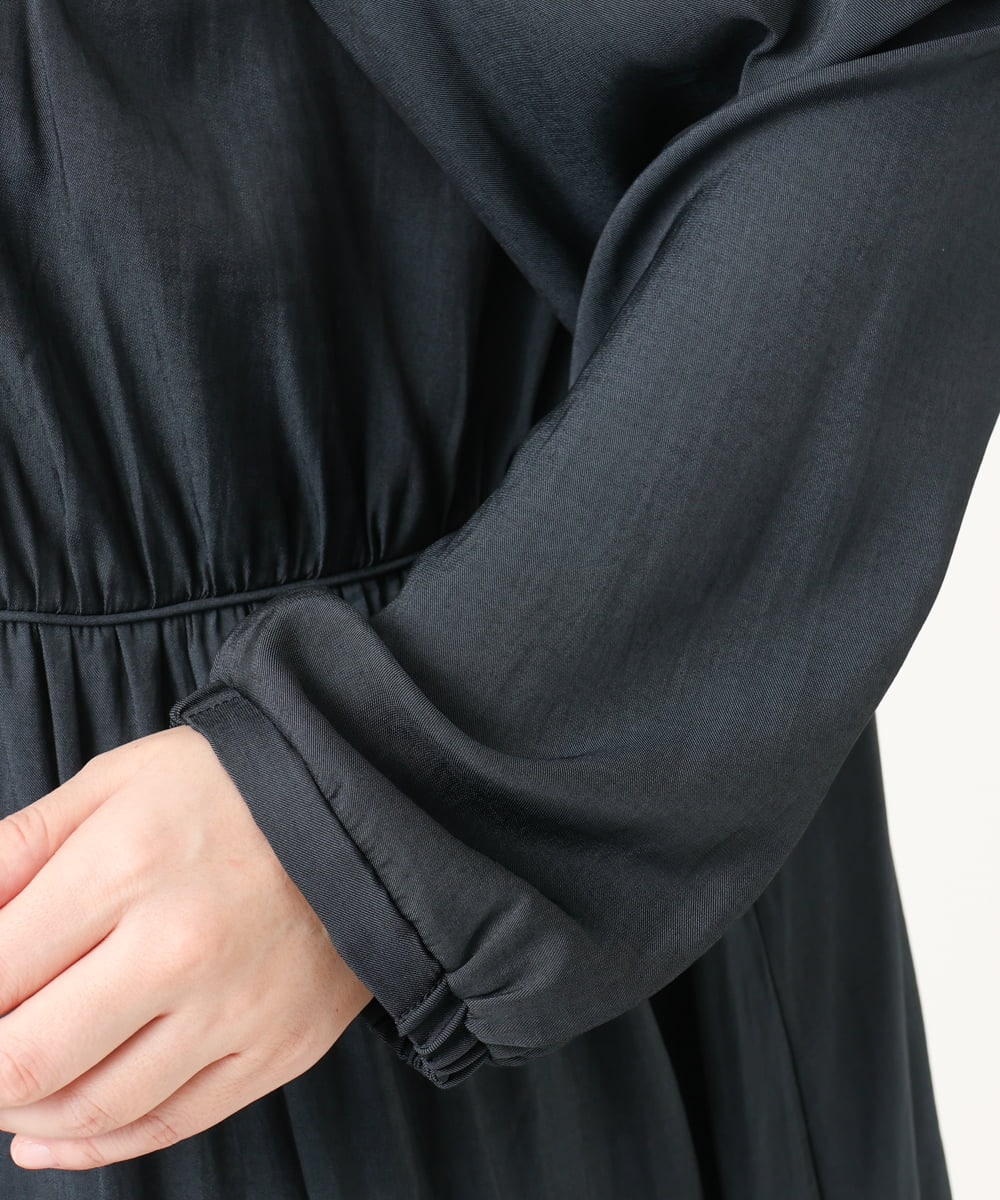 OLEKA05099 eur3(エウルキューブ) 【大きいサイズ】サテンギャザーチュニック ネイビー(57)