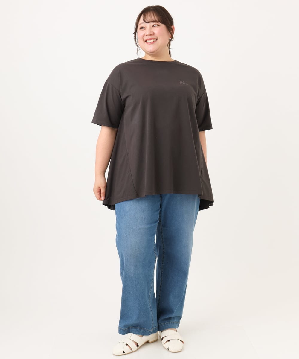 OLKID46069 eur3(エウルキューブ) 【大きいサイズ】バックフレアロゴTシャツ ダークグレー