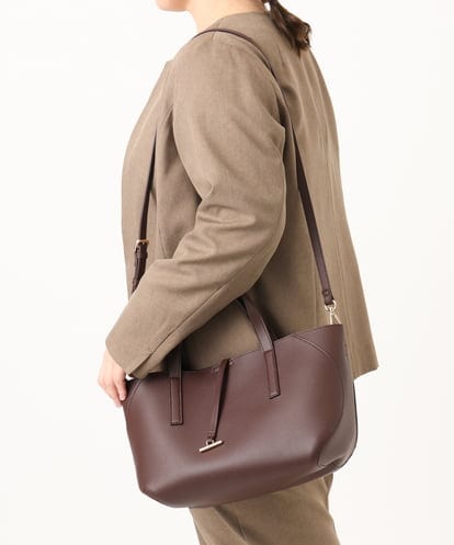 OZ5AD28089 eur3 【2WAY】フェイクレザースクエアデザインバッグ