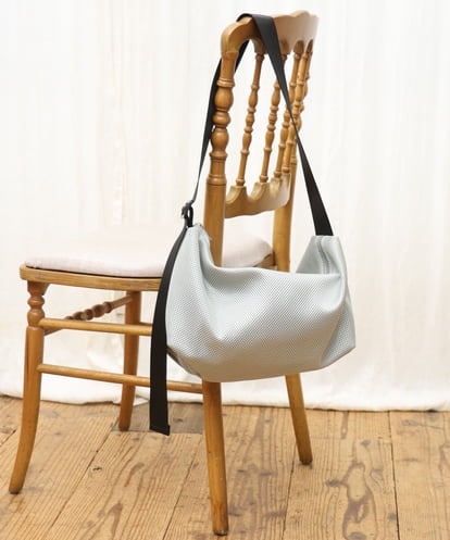 OZ5KD22069 eur3 メッシュナイロンショルダーバッグ