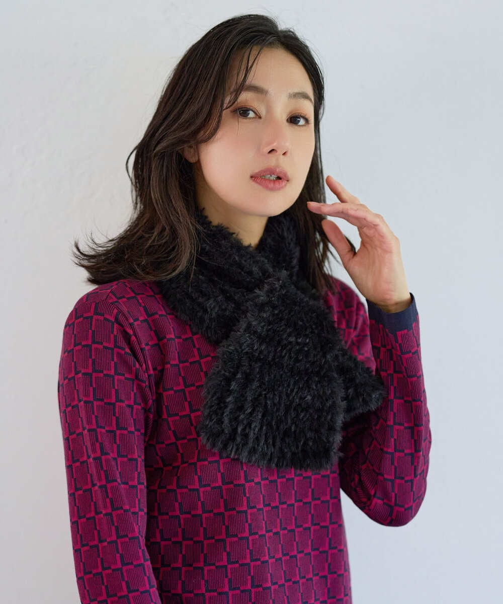 PG3AG11080 GEORGES RECH(ジョルジュ・レッシュ) フェイクファーティペット ブラック