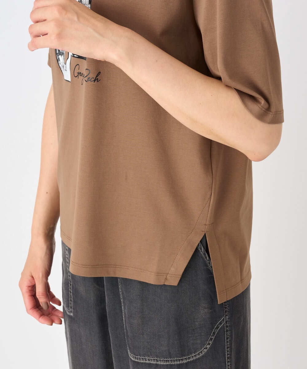PZKJF10170 GEORGES RECH(ジョルジュ・レッシュ) [接触冷感]グラフィックプリントカットソー ベージュ