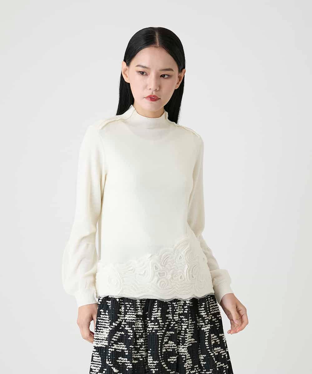 R6FAG42360 HIROKO BIS(小さいサイズ)(メゾン ドゥ サンク) 【小さいサイズ】カットモチーフウールニットプルオーバー アイボリー