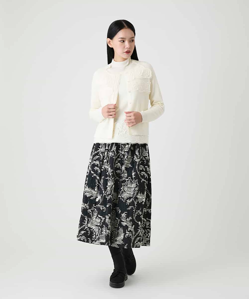 R6FAG42360 HIROKO BIS(小さいサイズ)(メゾン ドゥ サンク) 【小さいサイズ】カットモチーフウールニットプルオーバー アイボリー