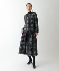 R6HAE52330 HIROKO BIS(小さいサイズ)(メゾン ドゥ サンク) 【小さいサイズ】チェックジャカードシャーリングスカート ブラック