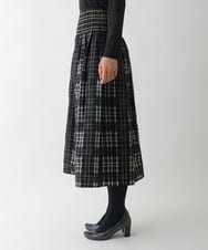 R6HAE52330 HIROKO BIS(小さいサイズ)(メゾン ドゥ サンク) 【小さいサイズ】チェックジャカードシャーリングスカート ブラック