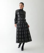 R6HAE52330 HIROKO BIS(小さいサイズ)(メゾン ドゥ サンク) 【小さいサイズ】チェックジャカードシャーリングスカート ブラック