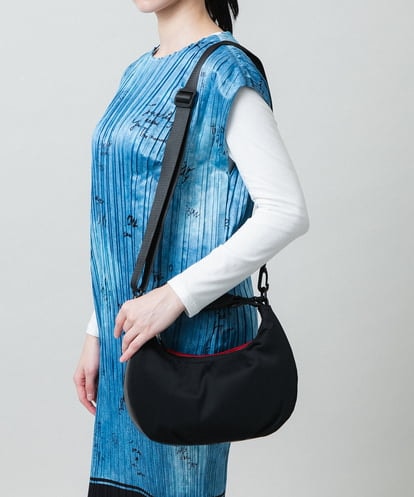 RG5GD02360 TRUNK HIROKO KOSHINO 【2WAY】ハーフムーン2WAYバッグ