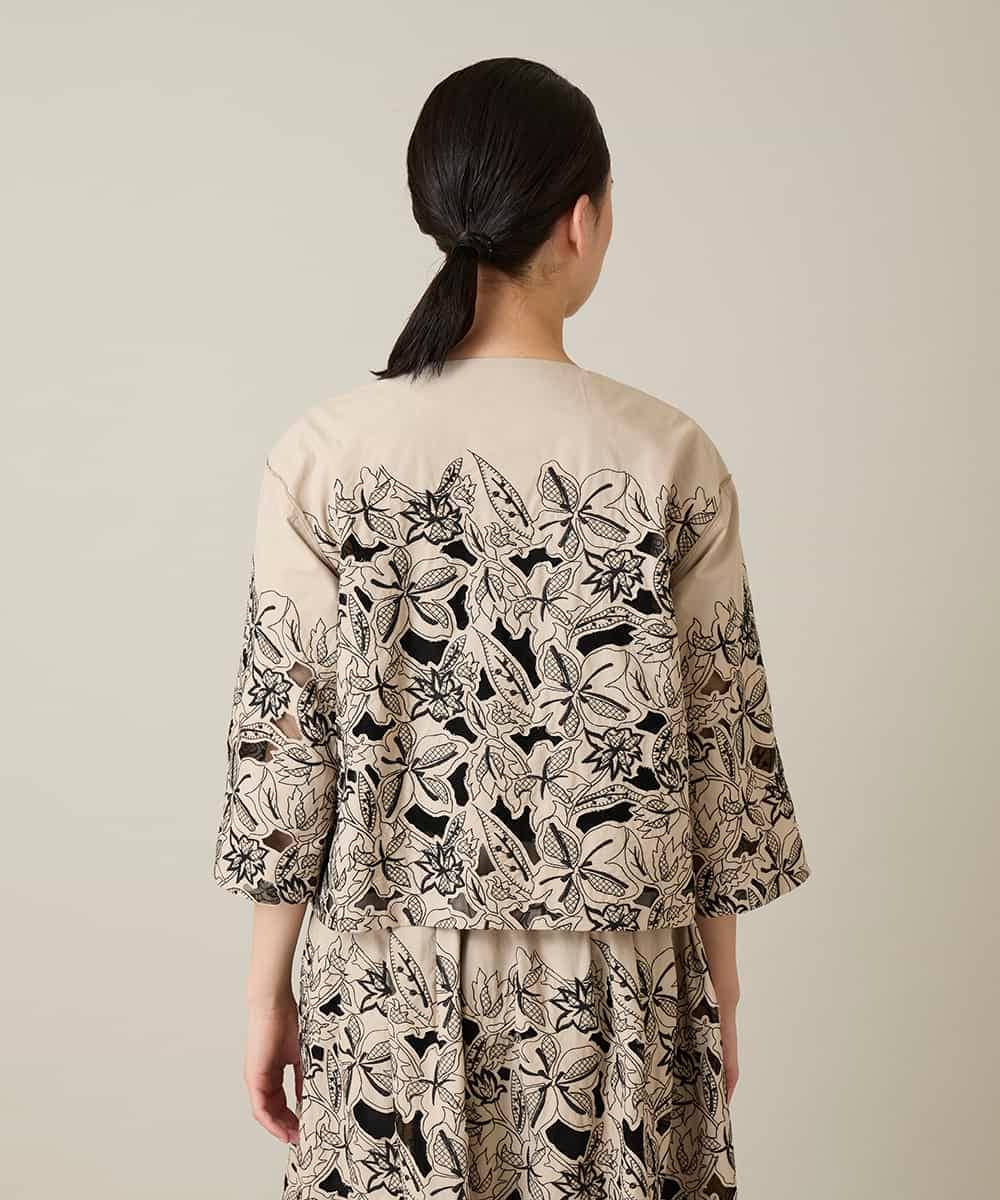 RHBFF11890 HIROKO KOSHINO(ヒロココシノ) カットワークフラワーブラウス /洗える ベージュ