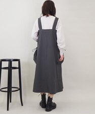 ZMEEE01160 al'aise modulation(アレーズモジュレーション) シャーリングポケットジャンパースカート ダークグレー